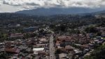 Situasi Jalur Wisata Puncak Bogor Ramai Lancar