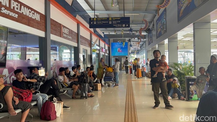 Stasiun Pasar Turi