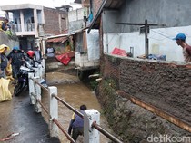 Banjir Sempat Terjang Kawasan Ujungberung Bandung, 80 KK Terdampak