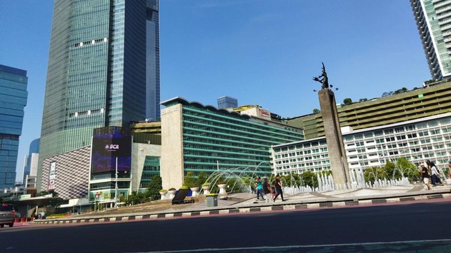 Cuaca Cerah di Bundaran HI: Tak Ada CFD Tak Jadi Masalah