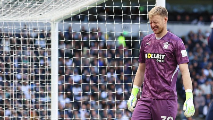 LONDON, ENGLAND - APRIL 6: Southampton goalkeeper Aaron Ramsdale grimaces during the Premier League match between Tottenham Hotspur FC and Southampton FC at Tottenham Hotspur Stadium on April 6, 2025 in London, England. (Photo by Charlotte Wilson/Offside/Offside via Getty Images)