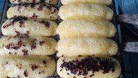 Pukis Atoi jadi juara di kawasan Cideng, jualan di gerobak sederhana. Pukis originalnya paling diminati. Foto: Site Culinary/Visual