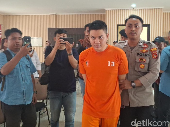 Jumpa pers kasus pembunuhan di Bogor. (M Sholihin/detikcom)