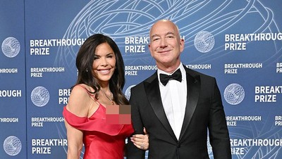 Foto: Gaya Lauren Sanchez Pakai Gaun Lama Ikon Film, Jadi Sorotan