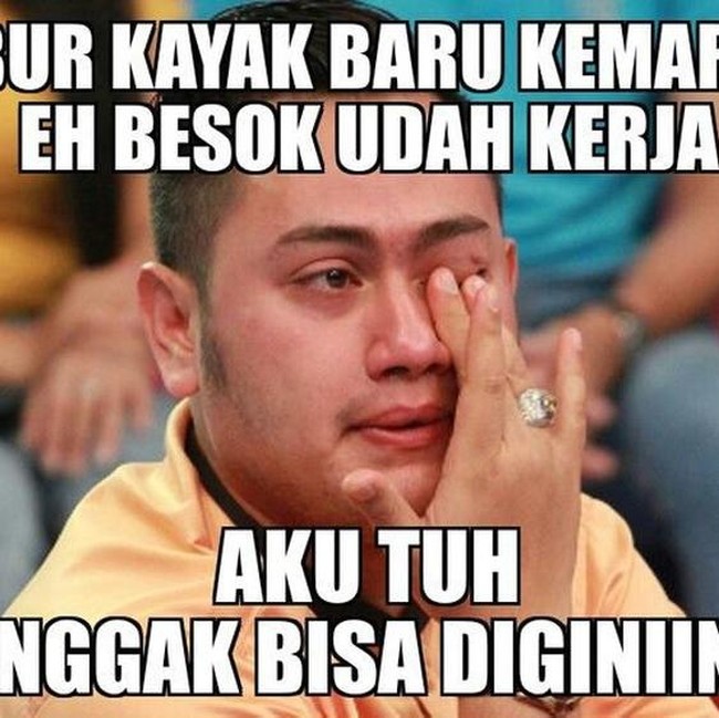 Meme Balik Kerja Abis Lebaran, Bikin Ketawa Tapi Ngena Banget