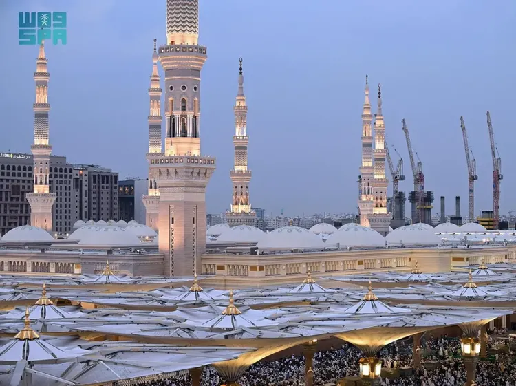 Menara Masjid Nabawi Siarkan Gema Abadi Warisan 14 Abad Lalu