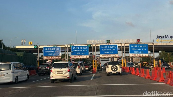 Pantauan Gerbang Tol Warugunung