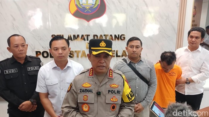 Pelaku penggelapan motor ojol di Batam ditangkap polisi.(Alamudin Hamapu/detikSumut)