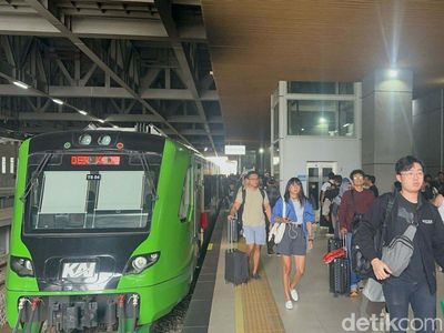 Penumpang Kereta Cepat Tembus 23.500
