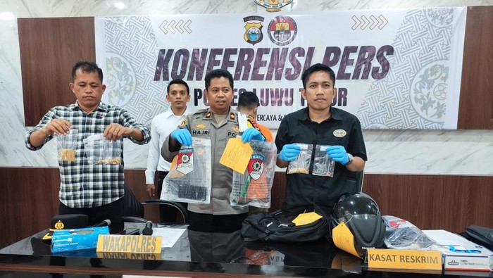 Polres Luwu Timur merilis pengungkapan kasus pencurian emas.