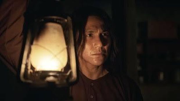 Cuplikan adegan dalam film Qodrat 2.