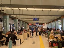 Video: Arus Balik, 19.581 Penumpang Tiba di Stasiun Pasar Senen Hari Ini