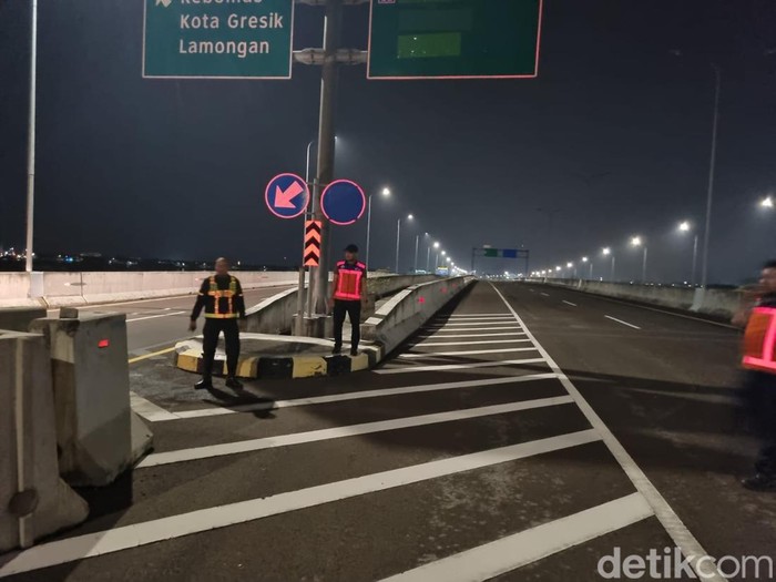 tol krian-gresik KLBM