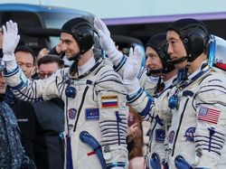 3 Astronaut-Kosmonaut Akan Meluncur ke ISS Pakai Soyuz MS-27