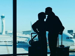 7 Foto Atta Halilintar-Aurel Anniversary di Spanyol, Romantis Hanya Berdua