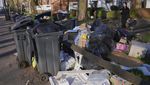 Banyak Sampah Numpuk di Jalanan Birmingham Inggris