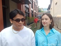 Diajak Vika Kolesnaya ke Belarusia, Billy Syahputra Bawa Sambal