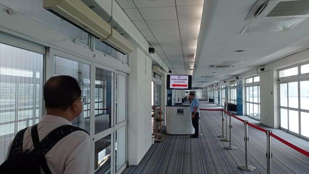 Boarding Naik Kapal Pesiar Star Voyager