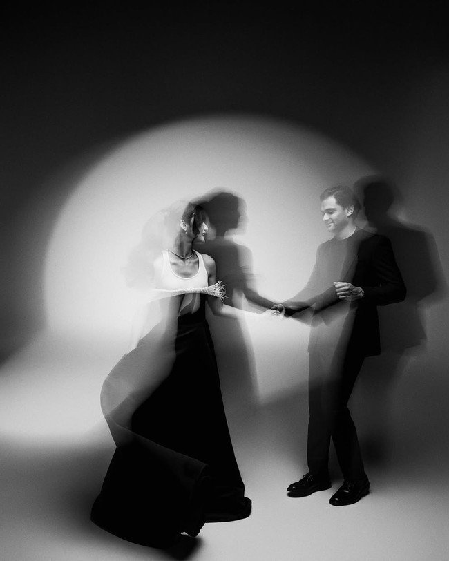 Pevita Pearce menikah dengan Mirzan Meer, seorang pengusaha asal Malaysia, pada 20 Oktober 2024. Pernikahan tersebut berlangsung di Kuala Lumpur, Malaysia, dengan hanya dihadiri oleh keluarga serta sahabat dekat. Foto: Dok. Instagram @pevpearce