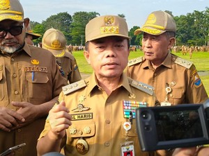 Masuk Pertama Usai Libur Lebaran, Al Haris: Tak Bisa Kerja, Kita Singkirkan!