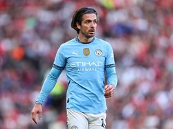 Jack Grealish. Menurut The Sun, Pelatih Napoli Antonio Conte sudah tanya-tanya soal Grealish ke Kevin De Bruyne yang dengan antusias mempromosikan mantan rekan setimnya di Manchester City tersebut. Foto: Getty Images/Robbie Jay Barratt - AMA