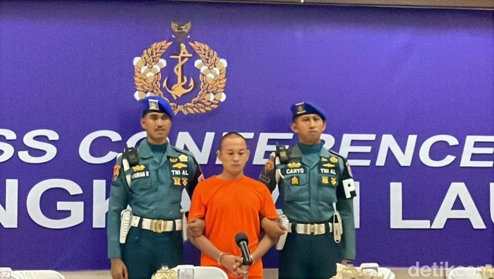Jumran dalam konferensi pers TNI AL di Denpomal Banjarmasin, Selasa (8/4/2025).