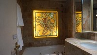 Kamar kelas Palace juga dilengkapi dengan bathtube, sebuah barang mewah di atas kapal. Kamar kelas di bawahnya jelas tidak dilengkapi dengan bathtube mewah seperti ini. (Wahyu/detiktravel)