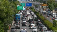 Angka itu berpotensi terus naik hingga dua hari mendatang dengan proyeksinya mencapai 2,2 juta kendaraan.