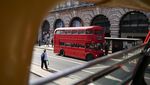 Menikmati Kota London Naik Bus Merah Ikonik