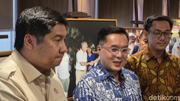 Menteri Perumahan Maruarar Sirait dan Dirut Gojek Patrick Walujo