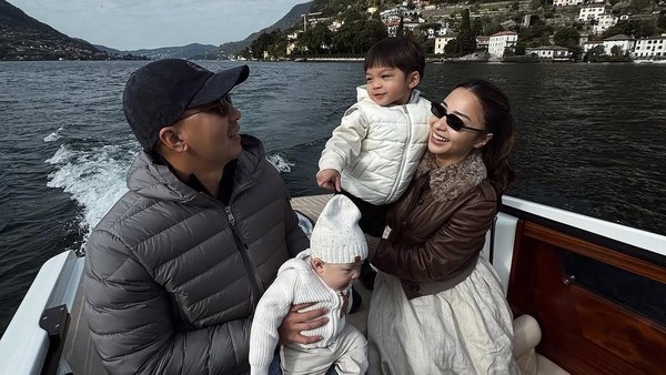 7 Potret Selebriti Libur Lebaran 2025 ke Eropa, Aurel Hingga Nikita Willy