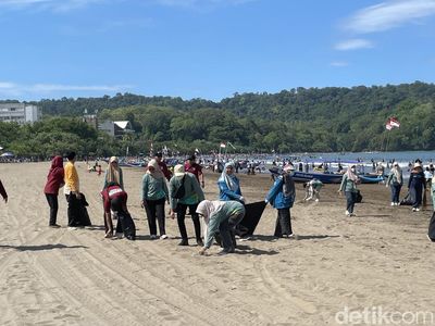 Potret Pantai Pangandaran Usai Diserbu Wisatawan Saat Libur Lebaran