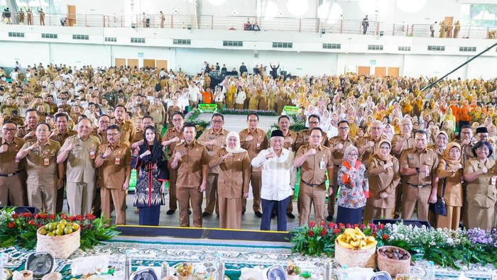 Pemprov Jatim menggelar acara halal bihalal di Jatim Expo Surabaya