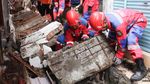 Tembok Balkon Ambruk Tewaskan Satu Orang di Surabaya