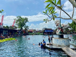 Umbul Ponggok, Harmoni Wisata Air dan Ikan Hias