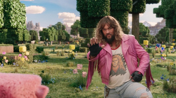 Cuplikan adegan dalam film A Minecraft Movie (2025).