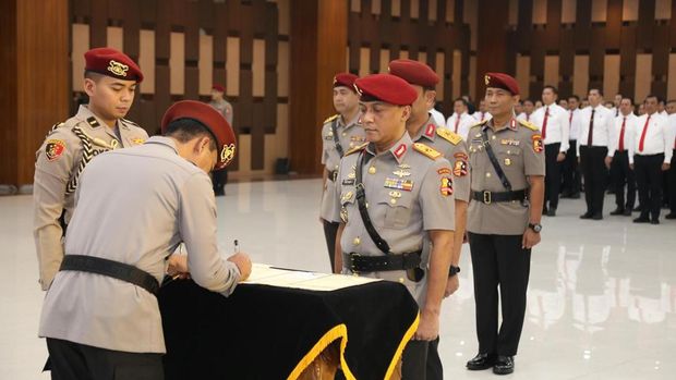 Brigjen Eko Hadi Santoso resmi dilantik sebagai Dirtipidnarkoba Bareskrim Polri.