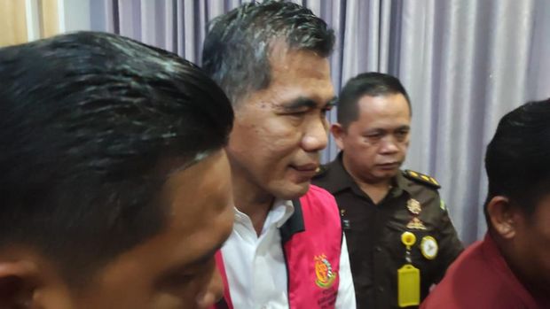 Dedi Sipriyanto, suami dari mantan Wawako Palembang yang ditetapkan tersangka kasus dugaan korupsi di PMI Palembang.