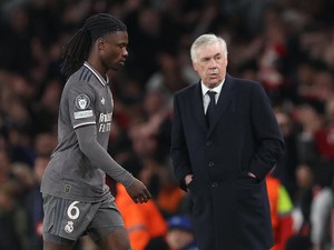 Reaksi Dingin Ancelotti Usai Camavinga Bikin Ulah dan Dikartu Merah