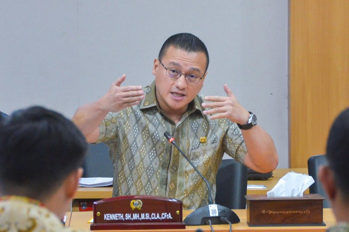 Anggota DPRD DKI Jakarta, Fraksi PDI Perjuangan Hardiyanto Kenneth Meminta Sistem IT Bank DKI di Audit Secara Menyeluruh Pasca JakOne Mobile Bermasalah