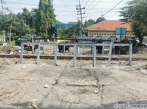 KAI Tempuh Jalur Hukum, Polisi Akan Periksa Pengusaha Pemilik Trailer