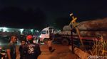 Horor Penampakan Kayu Gelondongan Tertancap di Lokomotif KA Jenggala