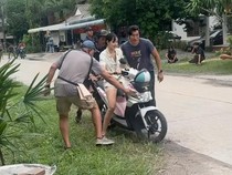 Aksi Lisa BLACKPINK Naik BeAT Karbu Bikin Geger