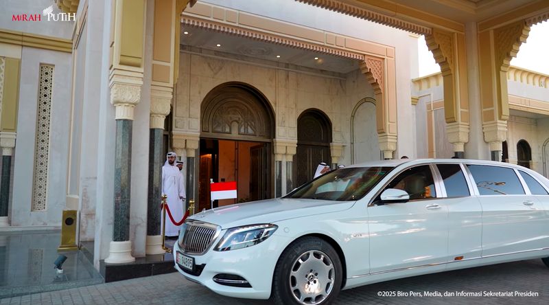 Mercedes-Maybach S650 Pullman