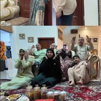 Setelah mengungkapkan beragam doa dan harapannya untuk calon bayi di perut Miskah, Miskah dan Yislam pun memecahkan balon hitam yang sudah dipesan khusus. Terlihat bahwa balon tersebut berisi warna pink yang menandakan bahwa bayi yang sedang dikandung Miskah berjenis kelamin perempuan. Foto: Instagram/@miskahshf