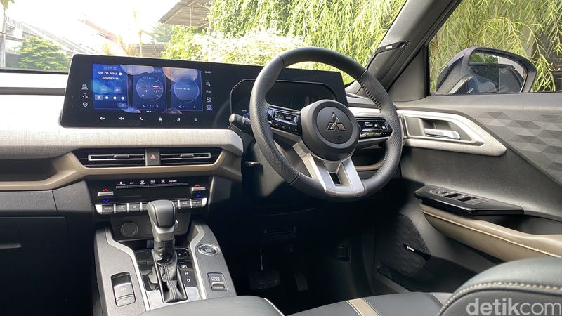 Mitsubishi Xforce Ultimate DS