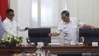 Pramono Anung dan Andra Soni membahas masalah banjir hingga rencana perluasan rute MRT Lebak Bulus-Balaraja.