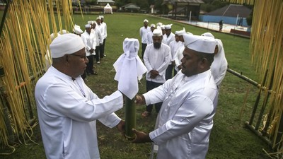 Melihat Prosesi Pelepasan Ake Dango di Tidore