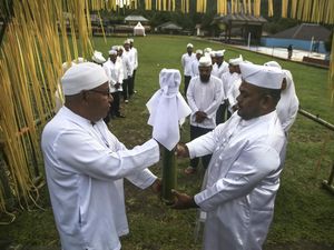 Melihat Prosesi Pelepasan Ake Dango di Tidore