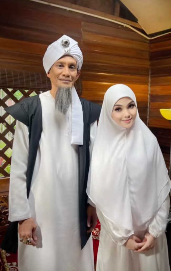 Dalam serial Bidaah yang bisa ditonton secara legal di Viu, Ranea memerankan Dewi yang dikisahkan sebagai anggota muda di sebuah kelompok agama. Dia terpedaya rayuan pemimpin sekte sesat di kelompok itu yang mengaku sebagai Imam Mahdi, Walid Muhammad Mahdi Ilman. Foto: Dok. VIU